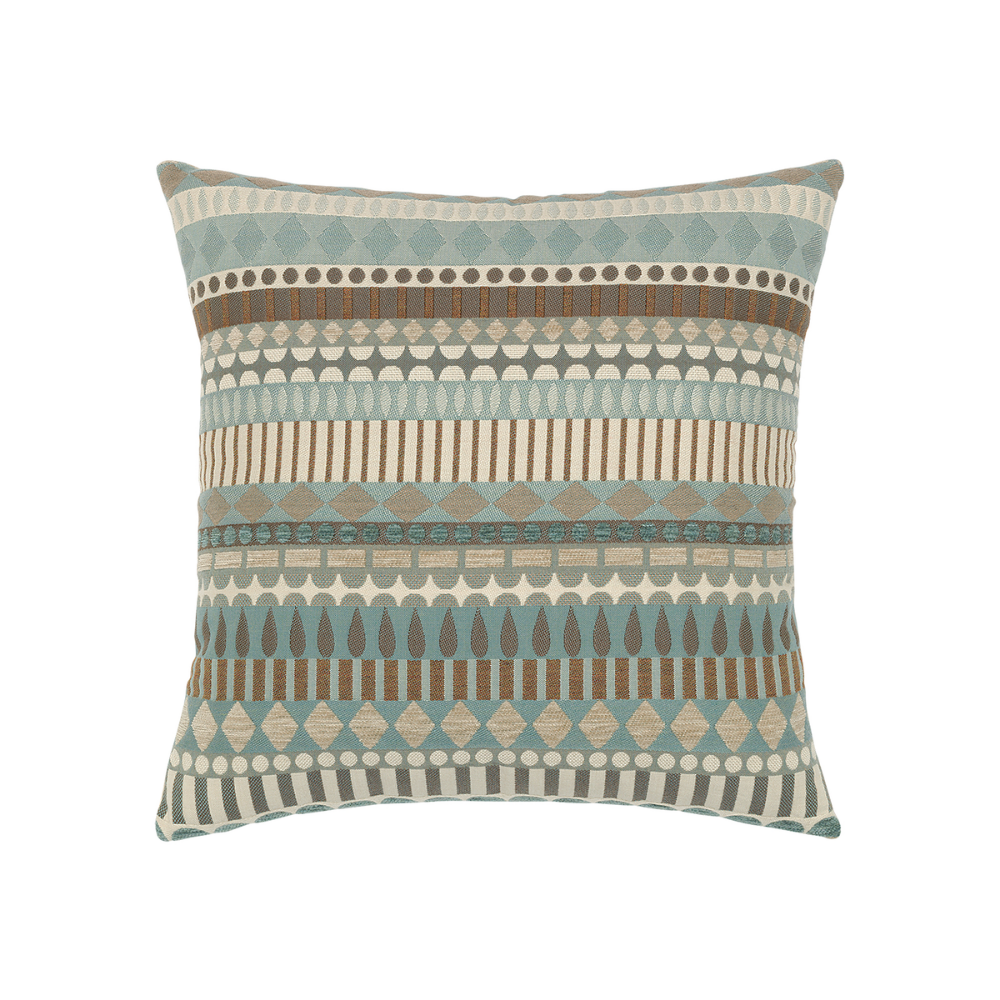 Elaine Smith Outdoor Spa Deco