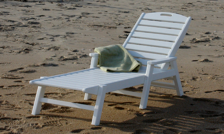 POLYWOOD Nautical Chaise with Arms - Stackable