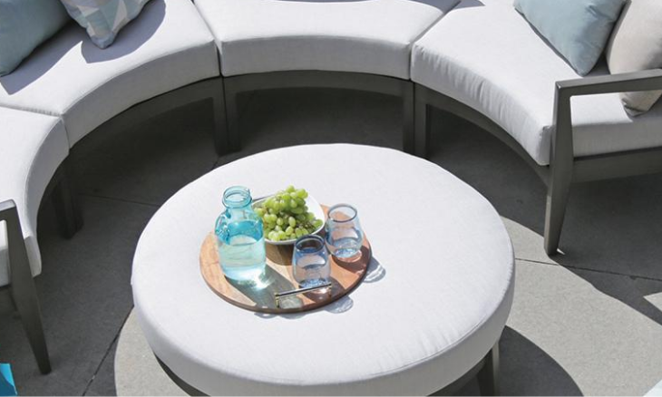 Lucia lifestyle detail