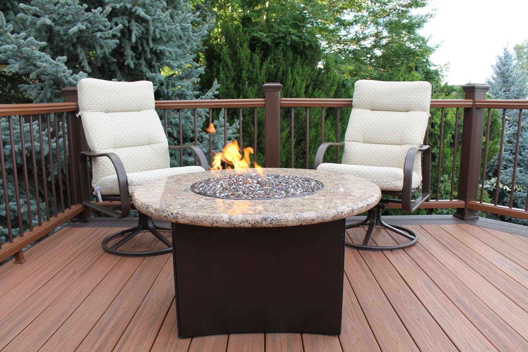 Sonata Cushion High Back Swivel Rocker w/ Orfilamme Fire Table