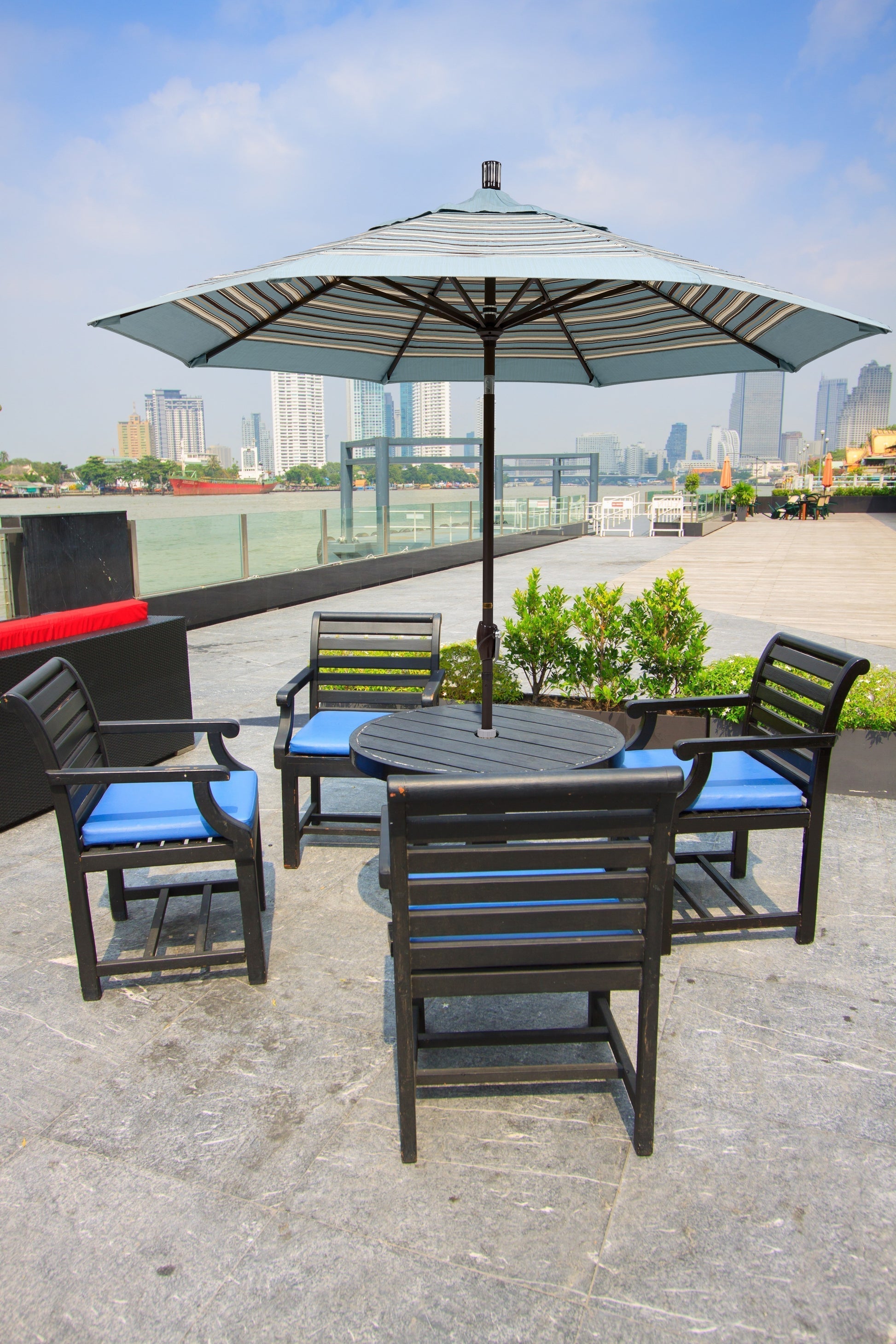 garden oasis 9 patio umbrella 9' Market Style Outdoor Umbrella with Wind Vent Dolce Oasis