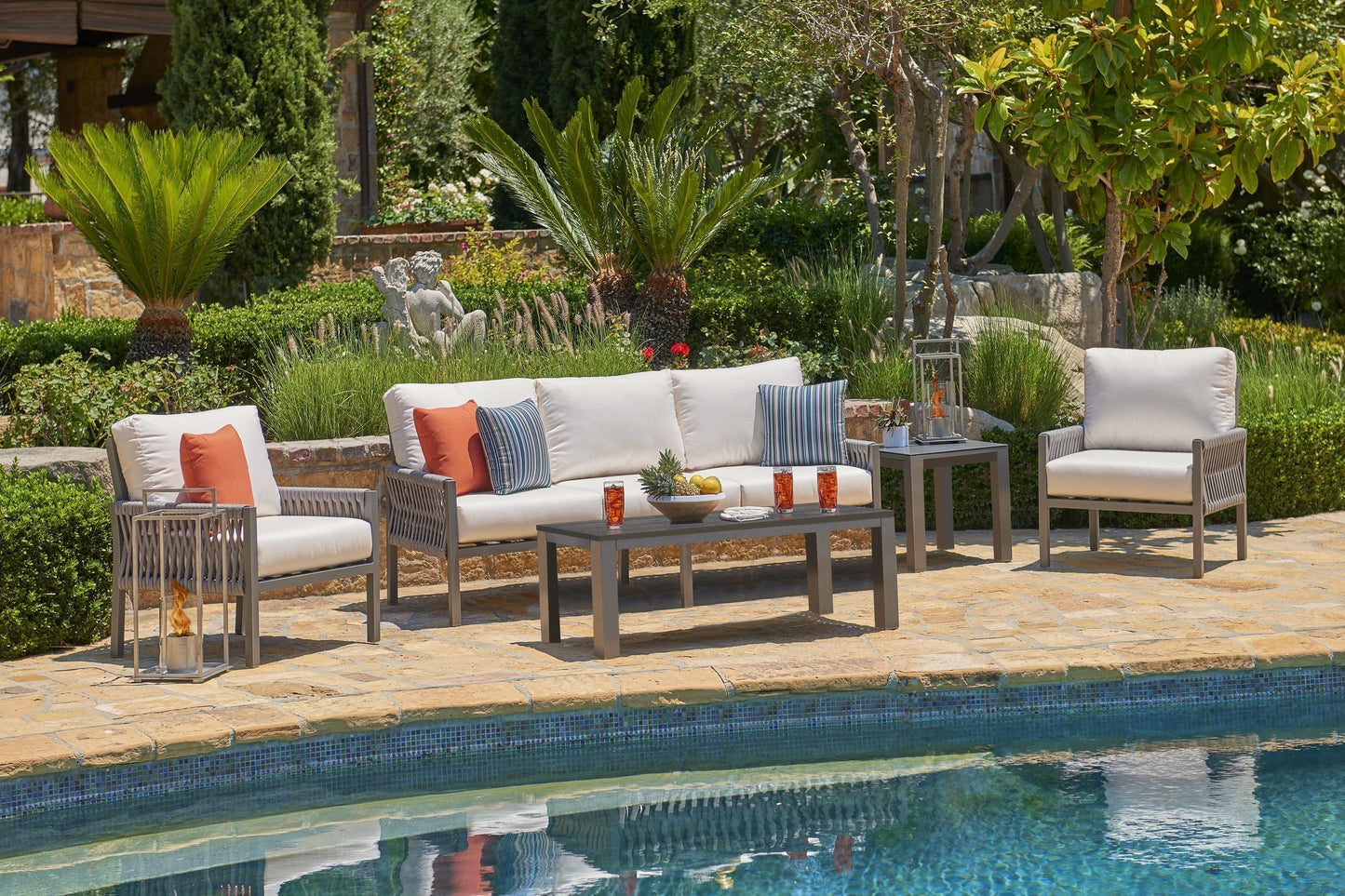 Palm Cay Loveseat Lifestyle Image