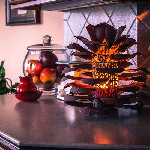 Indoor/Outdoof Steel Pine Cone Luminary